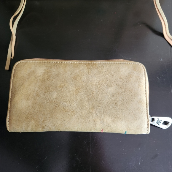 NWT American Bling Embroidered Concealed Tote & Matching Wallet - Picture 13 of 14